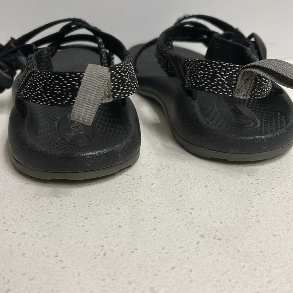 Chaco Black Sandals Size 3